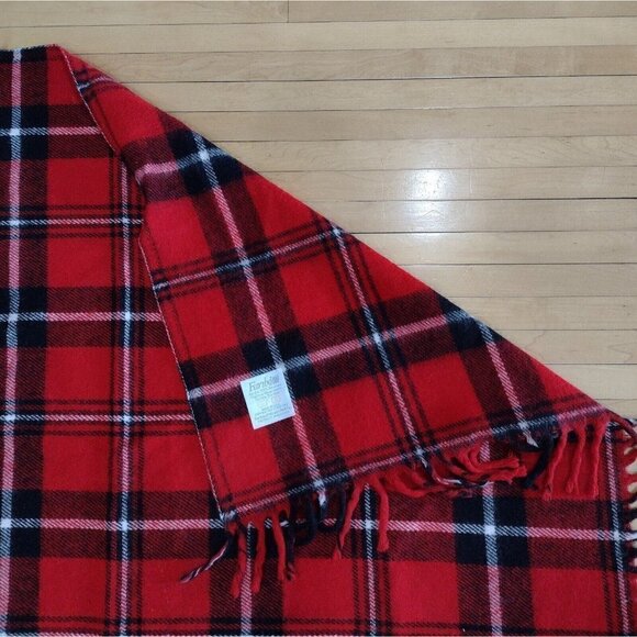 Vtg Faribo Woolen Mills Throw Blanket 100% Acrylic Red Tartan Plaid 46 X 54 - Picture 2 of 10